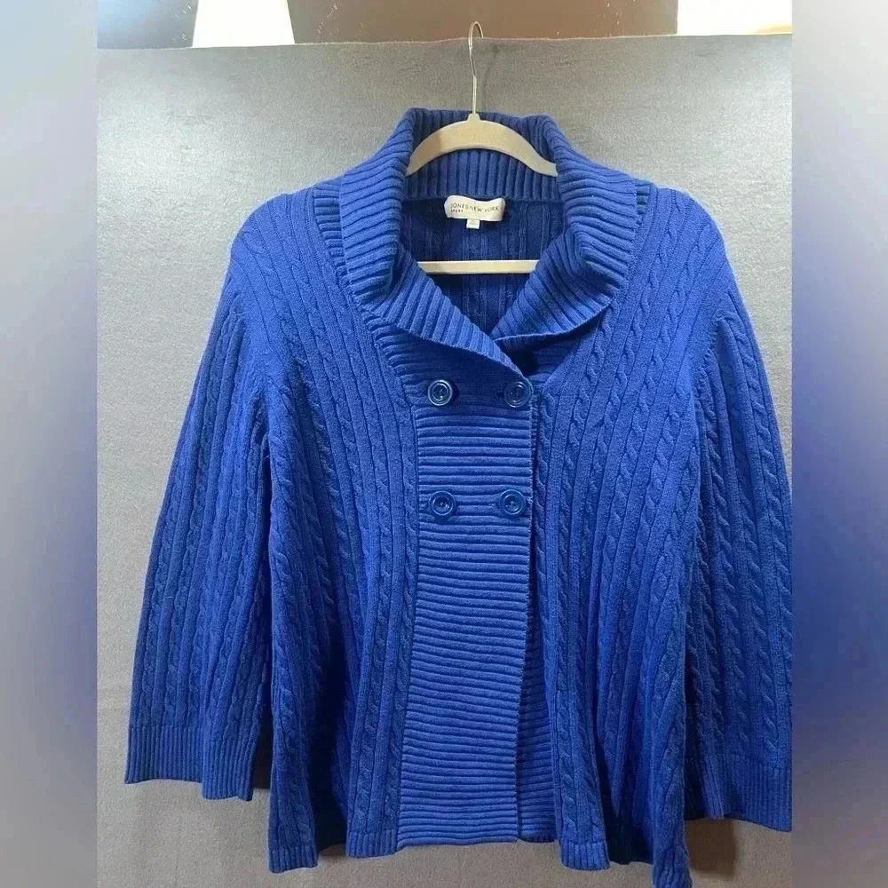 VTG  Jones New York Cable knit blue Cardigan XL